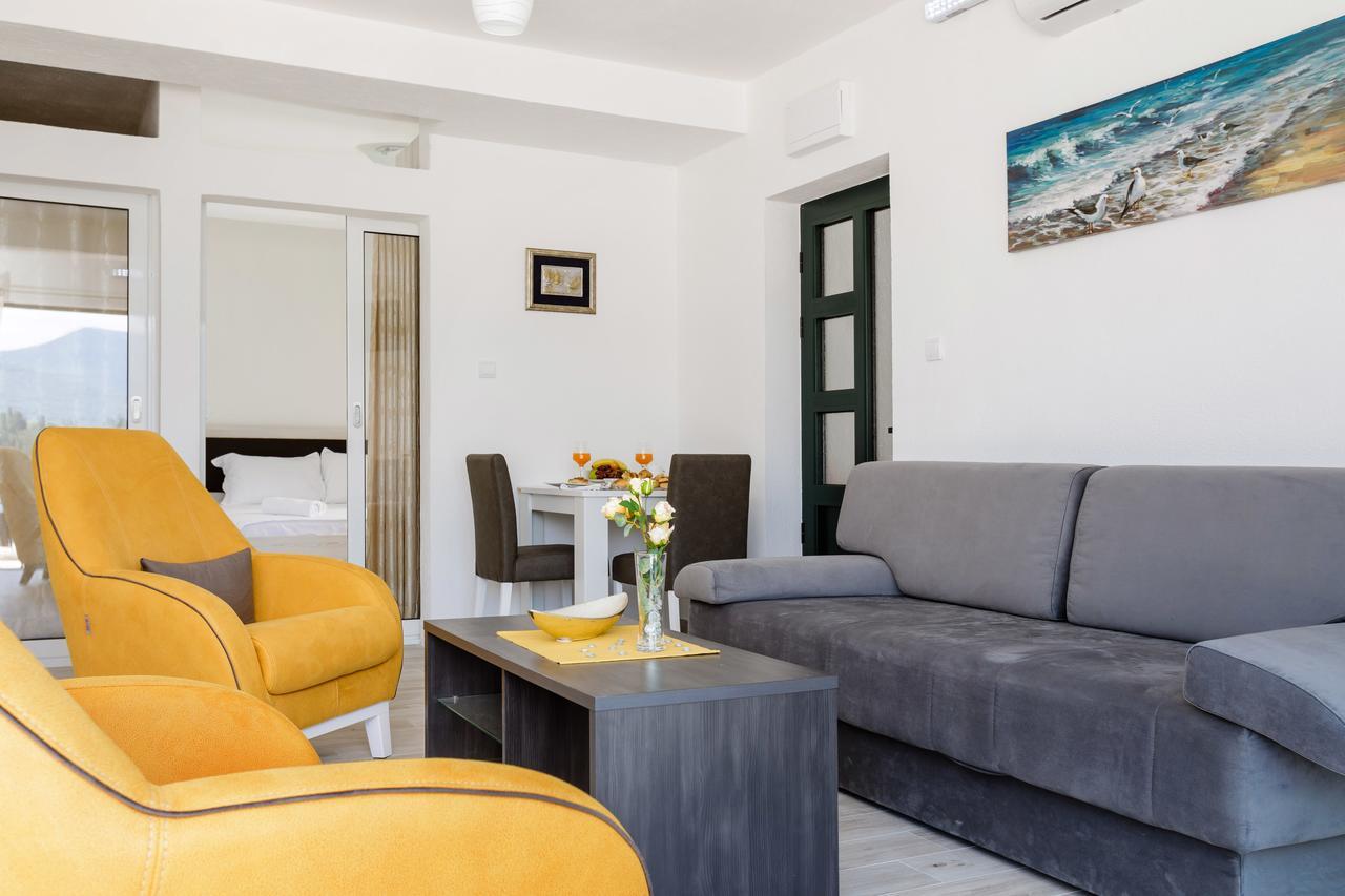 Apartmani Mia تيفات المظهر الخارجي الصورة