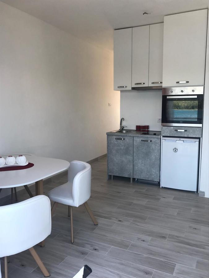Apartmani Mia تيفات المظهر الخارجي الصورة